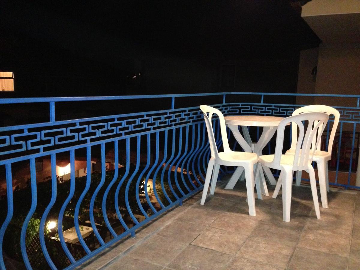 Lira Sto Apartments Pomorie Exterior foto